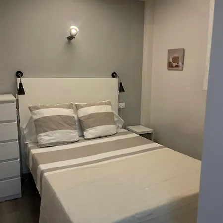 Oasis En Roses - Santa Margarita Apartment
